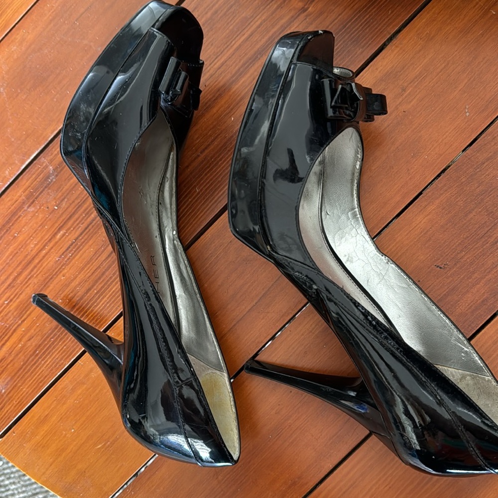 Marc fisher platform patent leather heels